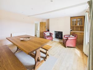 Dining Room- click for photo gallery